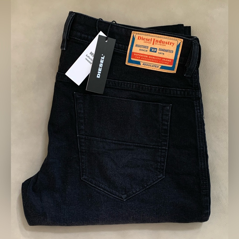 NWT DIESEL Men’s Jeans 38x30 Thommer Slim Black Stretch with Zipper Designer
